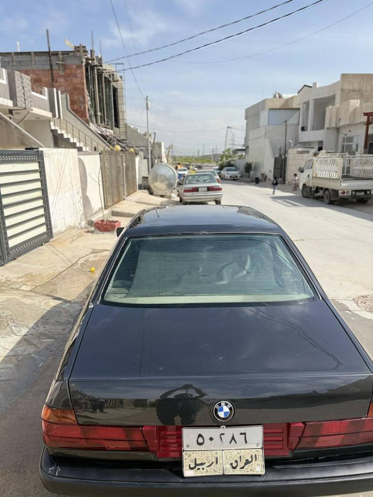 Bmw730
سلام عليكم 
سياره موديل ١٩٩١
شرط تحويل 
سياره صبغ عام جماليه بدون ضربه 
رقم أربيل تبريد 
رقم موبايل *********** كركوك, العراق
