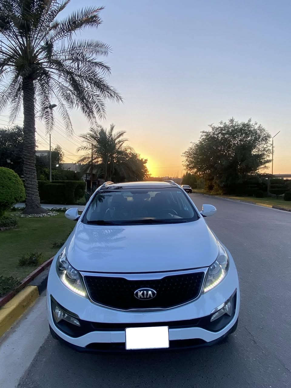 السلام عليكم
سبورتج خليجي ٢٠١٤ رقم بابل(١٨) الدولي  (تحويل بجميع المحافظات)
فول موصفات
١-بانوراما
٢-حساسات
٣-اشاير مري + مري شفط
٤- مازدات لد
٥- ايرباك عدد٨
مكينه وكير مكفوله حجم المكينه ٢٠٠٠
السياره صار  بيها صبغ جاملغ خلفي وباب ودائره بالصندوك موضحه بالصور 
السياره حيل حلوه وجديده احلى من الصور  
مكان السياره بغداد
سعر مناسب١٣٣ وبيها مجال بسيط
***********
