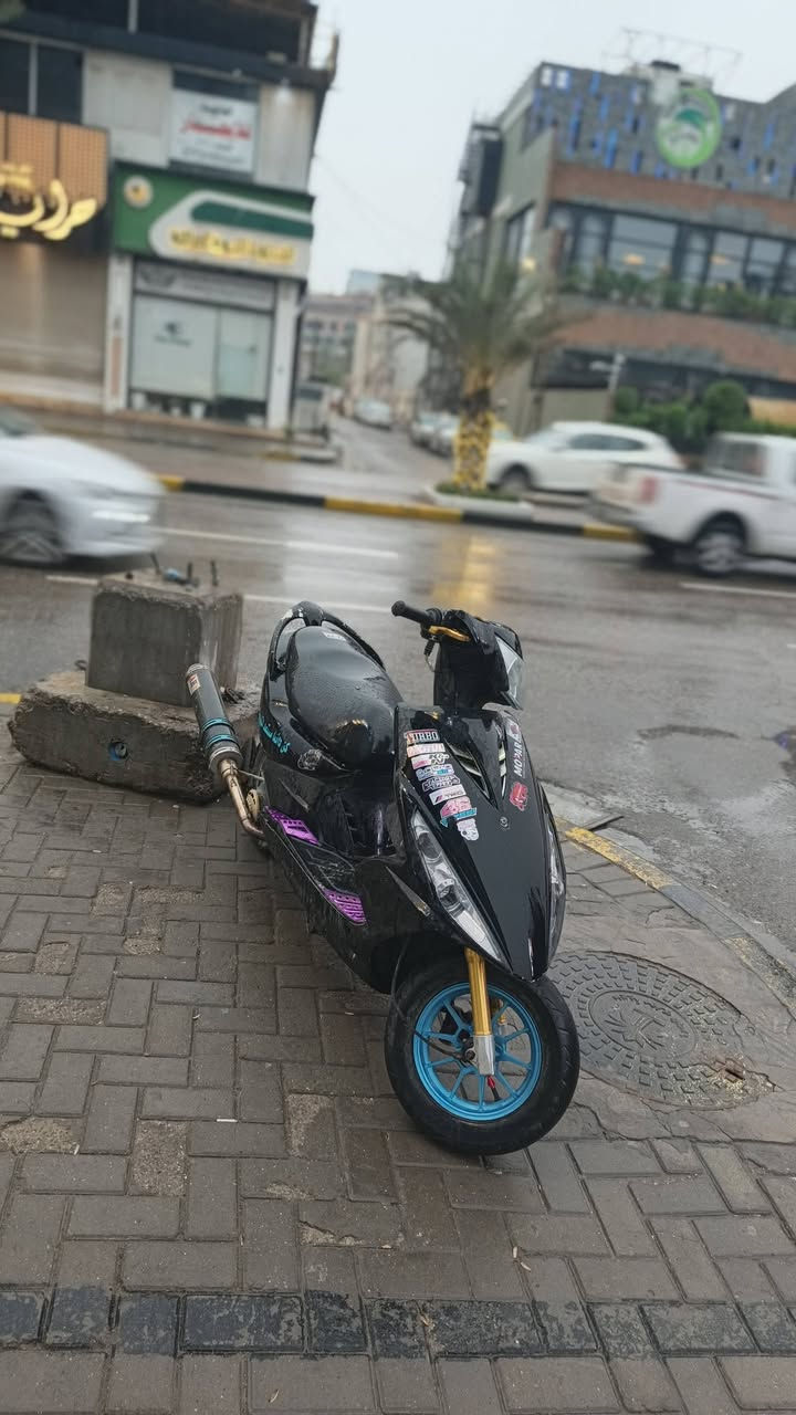 سلام عليكم ناقل للبيع دراجه مفوله تزويد مكينه هاون عليه كابريته قفاز كلجات رياضي بيه دراجه مابيه نقص عوزه راجز مال سلف خرط بيه بوشه ٥٦ ونص سعره ٧٠٠ وبيه مجال قليل كلش سبب بيع محتاج فلوس رقمي ***********
