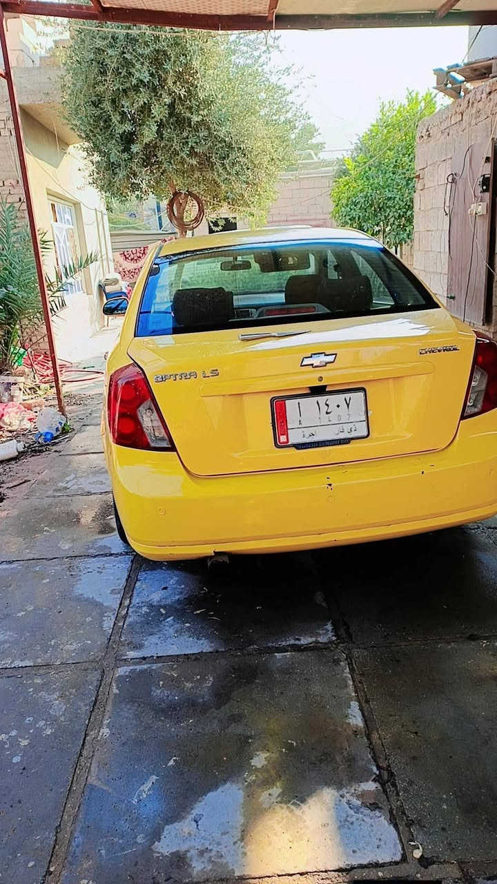 السلام عليكم 
ااوبترا للبيع او مراوس بكريت ول
2008
سيارة كير محرك مكفولات 
بيها تعمير فقط اهلالات
مصفرة السيارة تخم تاير جديد دوشمة كامرة شاشة تحكم ستيرت ومري سيارة جاهزة للشارع 
***********
