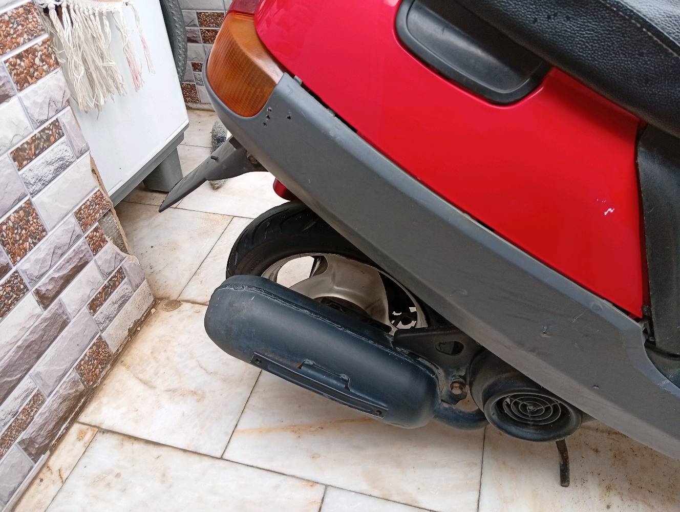 السلام عليكم دراجة بطة 60خطين ياباني للبيع دراجه مجفت مرة وحدة كابريتر جديد السكن كربلاء حي الرسالة قرب اسواق السدرة أو مدرستي طه للعلم دراجة نضيفةنكرة الله شاهد 