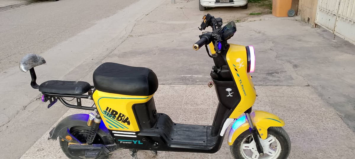 سلام عليكم للبيع R9 برو  موديل 26. 5 بطاريات دبل 32 امبير فول مواصفات   مكان كركوك   دوميز سعر  425  بي مجال شراي خابر الرقم ***********
