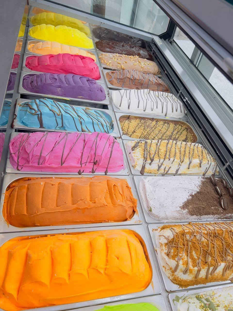 #انتباااه  تخفيضاااااااات هااااائله💥 وعروض حلوه 💥💥  سعر الكيلو 2000 فقط 
تعلن #مرطبات السلطان عن استعدادها لتجهيز الايس كريم بمختلف النكهات والاطعم وبمكائن ايطاليه
لاصحاب محلات المرطبات 🏠
والاسواق 🍨
والكوفيهات  🍨☕️
والمطاعم 🍨 🍱
وبأسعار منافسه للسوق وبجوده عاليه  💰💰💰
وزن التنكة ١٢كيلو صافي
🛑 للاستفسار اكثر يرجى مراسله الصفحه 📩
العنوان : ديالى بعقوبة  التحرير 
للحجز والاستفسار 📑📑📱
يرجى مراسلة الصفحه
او الاتصال على الأرقام التالي
***********
# مرطبات السلطان
