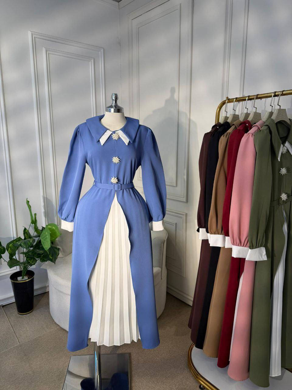 فستان خامة دابل تركي
. 
القياسات: 38 ،40 ،42 ،44 ،46 ،48. 

للطلب ولاستفسار على خاص او الواتساب ***********
