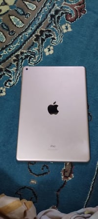 ايباد 8 للبيع انضيف كلش لذاكره 32 السعر 200 ولحد بي مجال بسيط  بس مو ت...