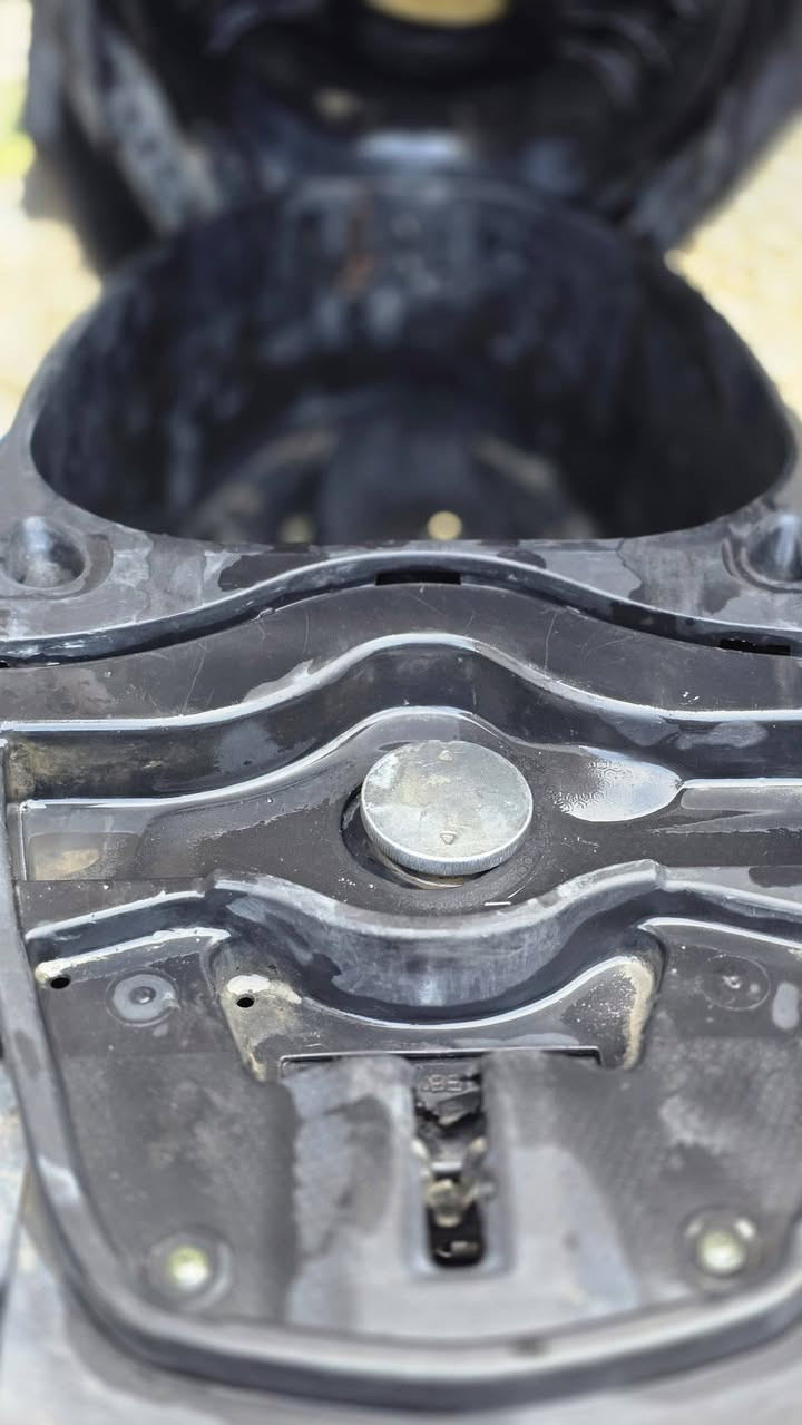 دراجة ZR 21 للبيع مفتوحة و بدون اوراق سعرة ٩٠٠ قفل الشراي يدخل خاص او يتصل على الرقم 
***********
