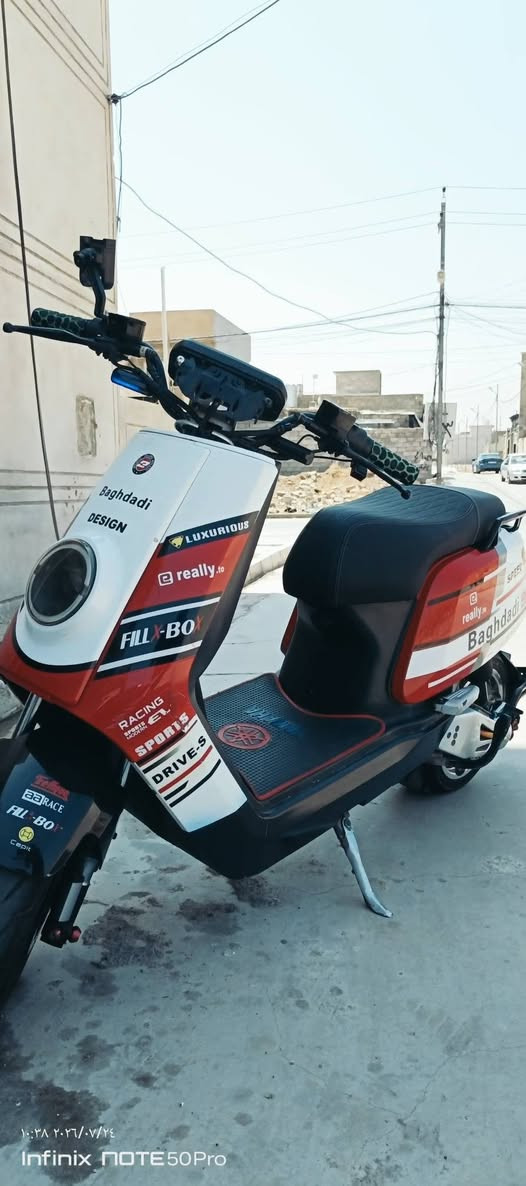 #كاسحه 😈 2025 للبيع
مليانه مواصفات ملف نحاس 5500W

نضام بك واشاير رباعي 

تجي 4 نمر  
البطاريات 6   كبار دبل الواحد 52  أمبير 
الدراجه تصعد وتنزل 
السرعة 140 حقيقي 
السعر مليون و 750 
***********
بيهم واتساب 
***********
