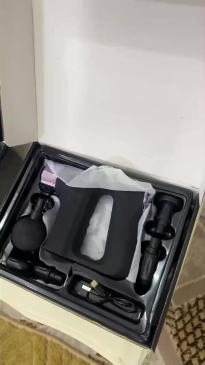 مسدس مساج شحن 

- يتميز بسرعات مختلفة

- يساعد على تقليل الألم والتوتر العضلي باستخدام الاهتزازات الذكية

- يحتوي على 4 أنواع مختلفة من رؤوس التدليك القابلة للتبديل (كروية / على شكل U / أسطوانية / مسطحة).

- تصميم الجهاز جميل وعملي و مقاوم للانزلاق ويتوفر بألوان وأشكال مختلفة

- يعمل بضوضاء منخفضة واهتزاز مستقر ويعمل في وضع توفير للطاقة

- سهولة وسرعة في الشحن باستخدام Type C , USB مع مدة ساعتين للشحن الكامل

-يتميز ببطارية ليثيوم أيون عالية الجودة بسعة 1800 ملي امبير
🌟🌟🌟🌟🌟🌟
بسعر 20 الف فقط والتوصيل مجاني سارع الحجز


**إذا كنت صاحب هذا الإعلان وتريد حذفه لأي سبب، رجاءا أرسل رسالة إلى الدعم الفني**