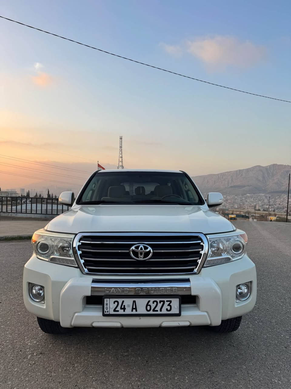 للبيع فقط بدون مراوس لاندكروز موديل ٢٠١٣ 

محرك V8 كاز سيارة مكفولة بدون صبغ بشرط

قمارة بيها رصعات شوية ماشية ١٦٥ الف حقيقي 

كير محرك كهربائيات كلها بشرط بدون اي نواقص

تحويل بشرط رقم مميز سعرها ٢٧٠ ورقة دولار قفل 

للاستفسار *********** واتساب موجود سيارة بدهوك دهوك, العراق
