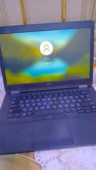 مستعمل استعمال قليل 

استريته دوام وهسه اريد ابيع 

لابتوب كلشي مابي سعر 350وبي مجال لشراي

العنوان البصره الهارثه حي المصطفى عمود 252مفرق سيد طاهر 

الرقم موبايل ***********
