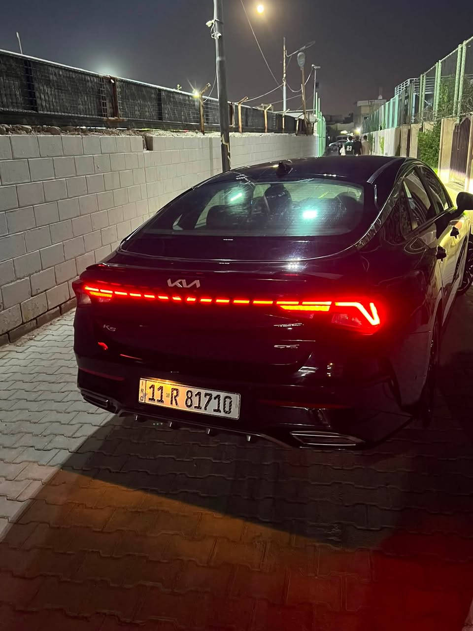 🚗 للبيع | كيا K5 GT-Line موديل 2024
✨ المواصفات:

* فئة GT-Line فول عدا فتحة السقف

* ماشية 37 ألف ميل

* محرك 1.6 تيربو

* ناقل حركة أوتوماتيك 8 سرعات

* شاشة كبيرة مع دعم Apple CarPlay و Android Auto

* كاميرا خلفية مع حساسات خلفية

* تشغيل بصمة (Smart Key) وتشغيل عن بُعد

* مثبت سرعة ذكي

* رادار أمامي ومساعد الحفاظ على المسار

* نظام مانع التصادم الأمامي

* إضاءة LED أمامية وخلفية مع DRL

* تدفئة للمقاعد الأمامية

* شاحن لاسلكي

* دخول ذكي بدون مفتاح

🔧 ملاحظة: ضرر حادث خلفي (جاملغ + جنطة).

📍 العنوان: بغداد – الشعلة

📞 للاستفسار: ***********
