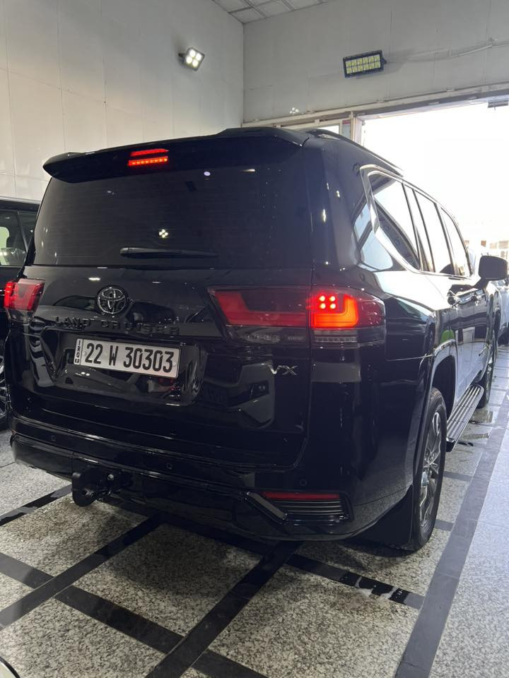 السلام عليكم تويوتا لاندكروزر VX  مديل 2023ساز الاستفسار ***********  /***********
