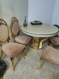 ميز طعام مرمر • ٦ كراسي • سجادة ٨٫٥م