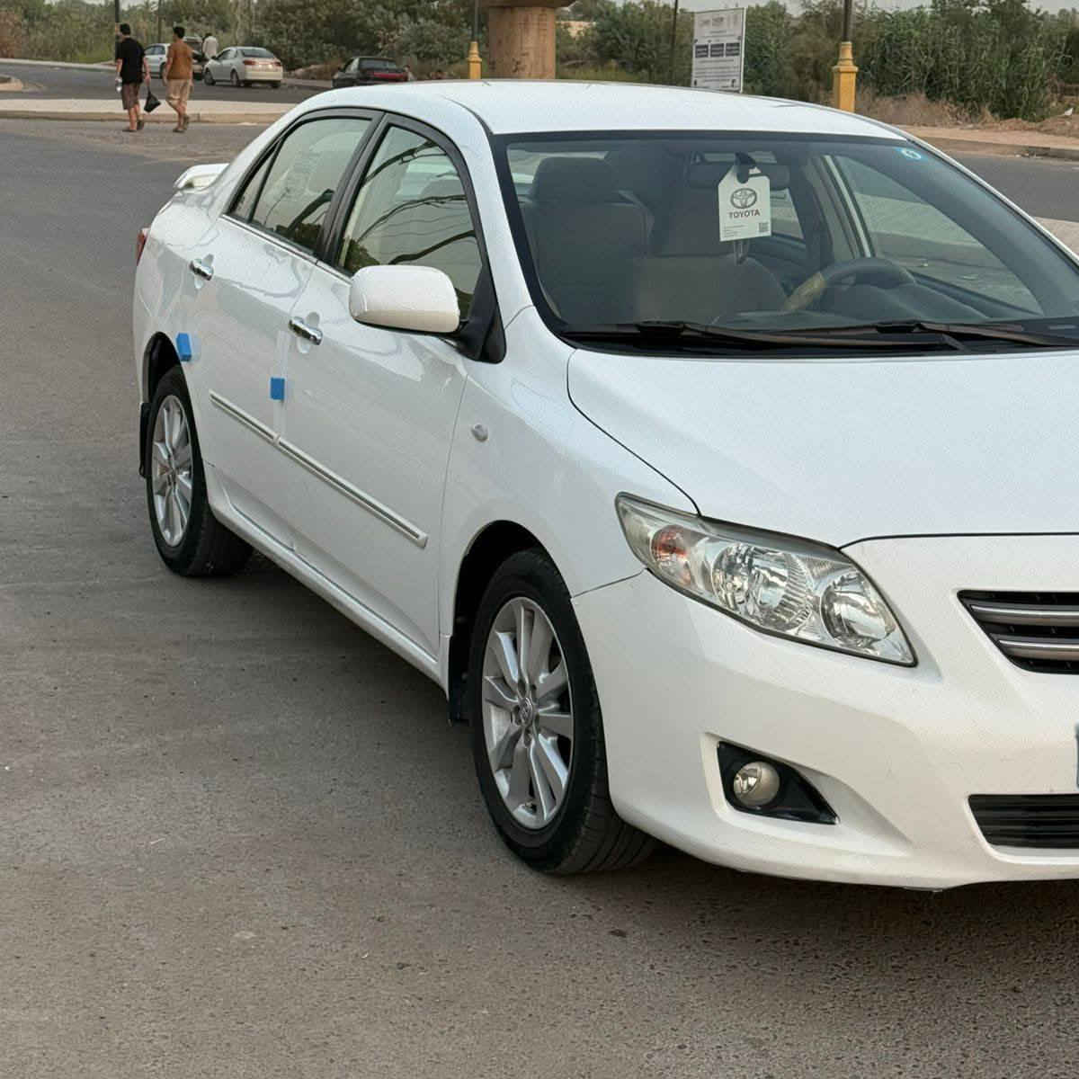 للبيع كورلا 2009 خليجي رقم بغداد باسمي/ماشيه 117 🦅
مكفوله بيها شبر فقط صبغ شرط السونار 

محرك كير وضع شركه مامفتوح ✋

مواصفات محرك 1800
 مري شفط عندك قفل السياره. تحكم ستيرن. داخل صاج. خمسه ويل كب بلادي. يدات نيكل. كامره. حساس خلفي.اربع دسك. 
السعر 123/✋
مكان السياره صلاح الدين قضاء بلد

***********
