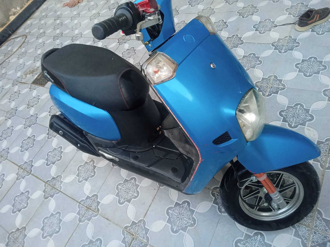 السلام عليكم بوليسي للبيع مكان ناصريه الغراف ***********
