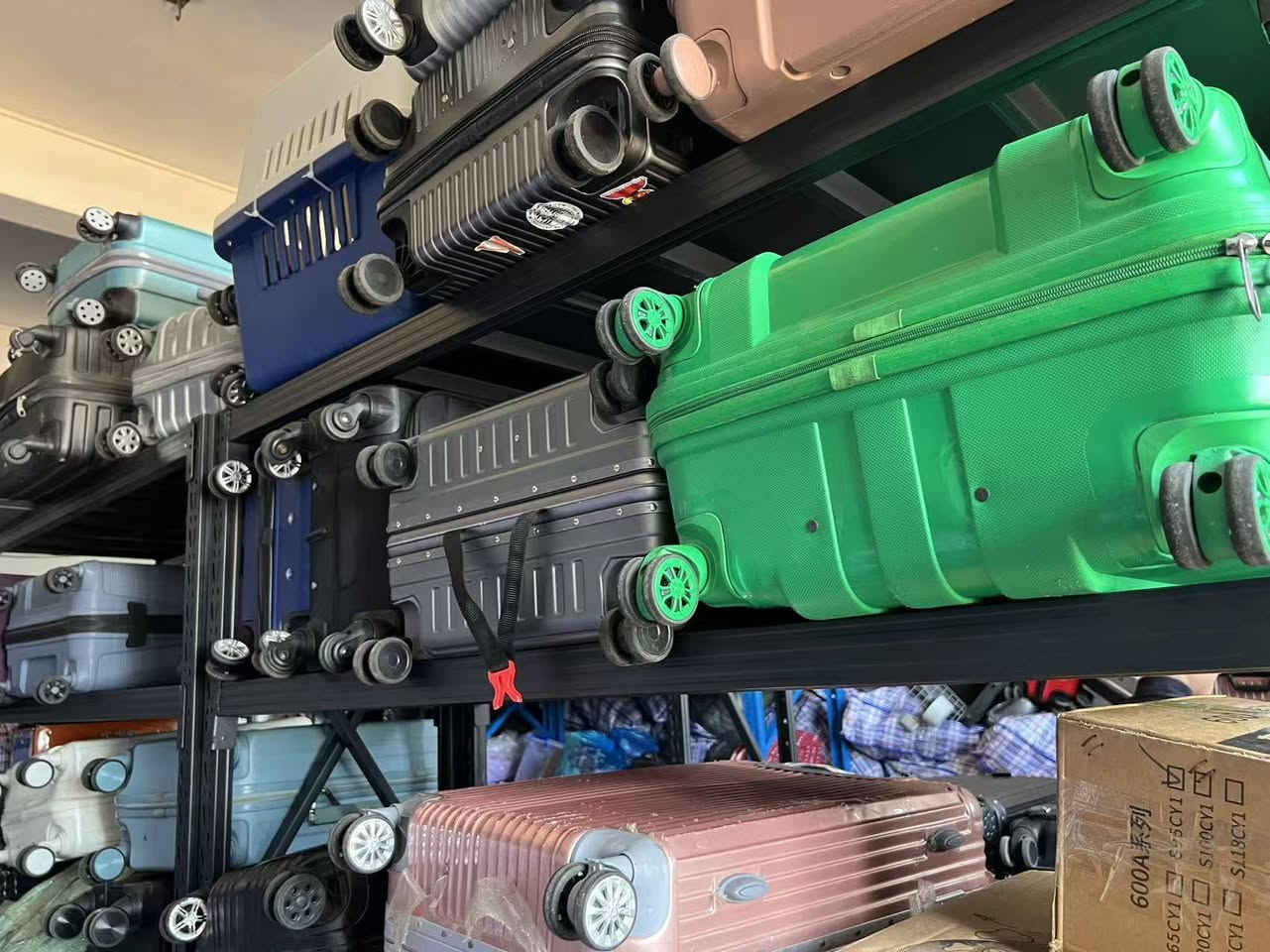 Used luggages from Airport.
500pcs, 80% are function good.


**إذا كنت صاحب هذا الإعلان وتريد حذفه لأي سبب، رجاءا أرسل رسالة إلى الدعم الفني**