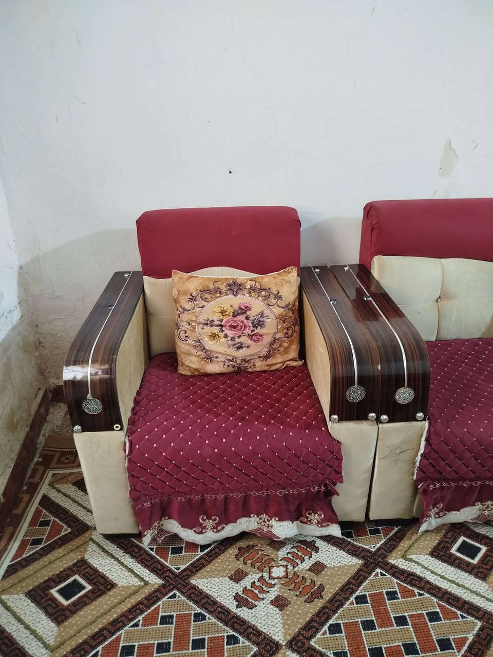 السلام عليكم
قنفات للبيع التواصل خاص


**إذا كنت صاحب هذا الإعلان وتريد حذفه لأي سبب، رجاءا أرسل رسالة إلى الدعم الفني**
