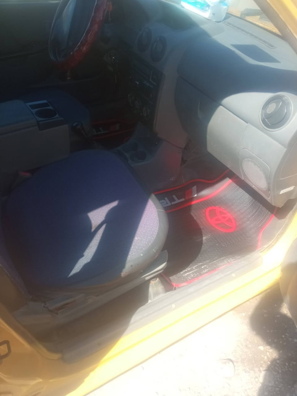 سايبه موديل ١٣ جاهزه للأخير مكاني بابل تحويل مباشر سياره احله من الصور السعر ٣٠ وبيه مجال مكاني بابل ***********
