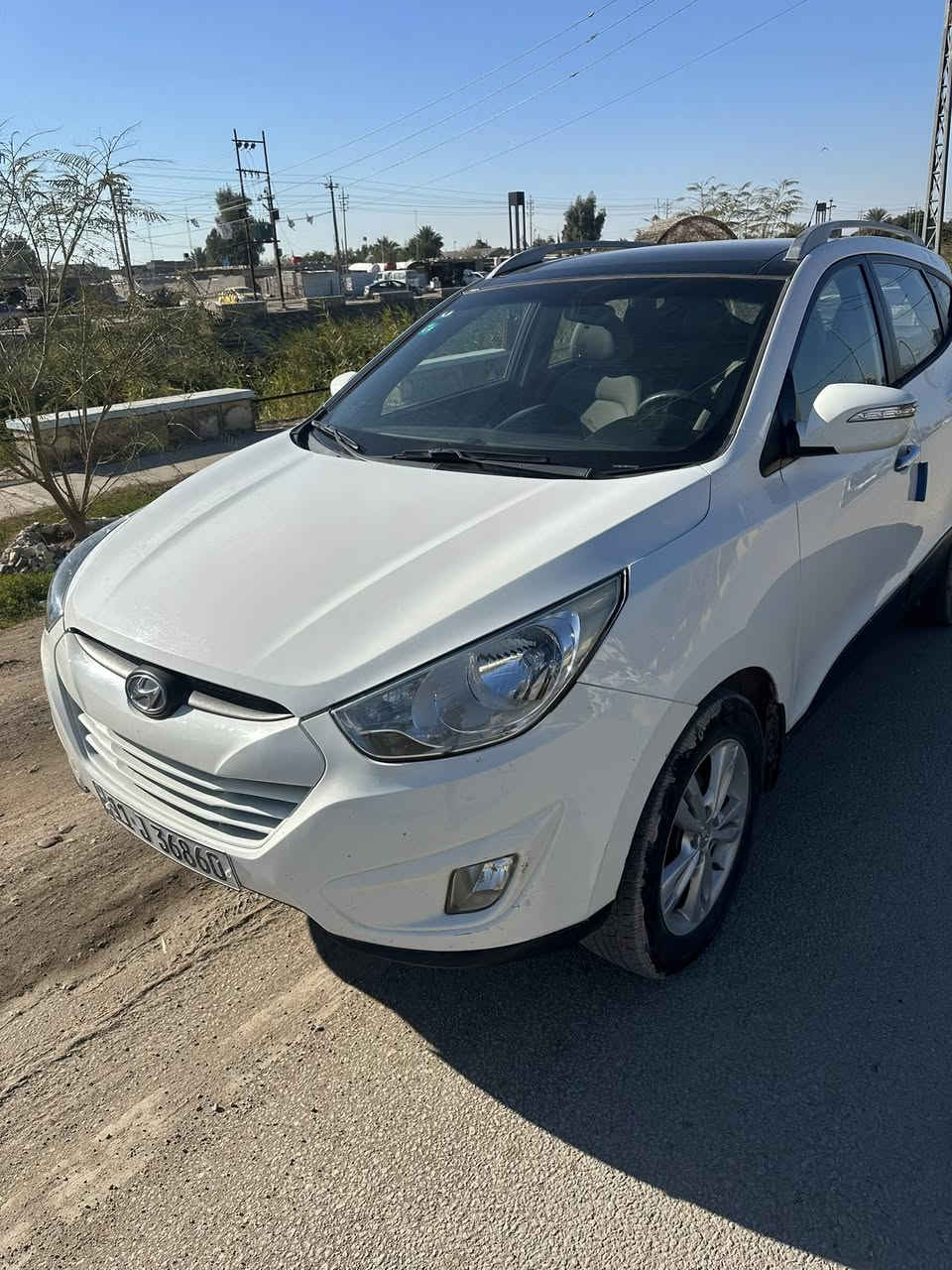 السلام عليكم 
توسان 2011 خليجي رقم بغداد انكليزي بأسمي فول مواصفات 1/1 شاشة كامرة بانورما السيارة مكفولة كفالة عامة السعر 142 مجال بسيط 
مكان بابل جبلة 
***********
