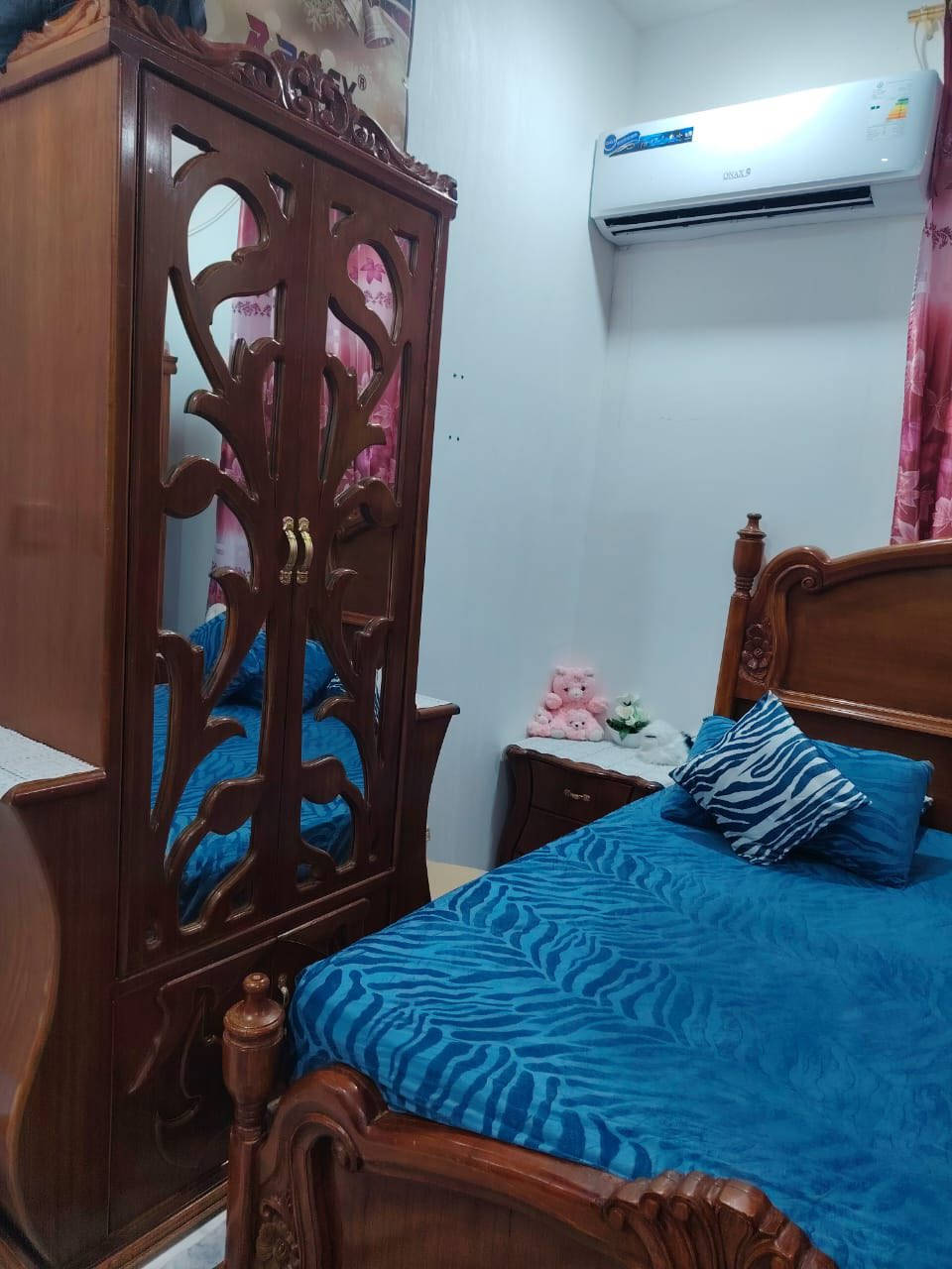 غرفه نجاره مستعمل نضيفه اي ضررمابيه صاج تفصال شراي مراسله او تصال مكان سماوه ***********)***********
