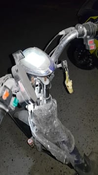 دراجتين كهربائية • نفخ تاير • تحتاج بطاريتين