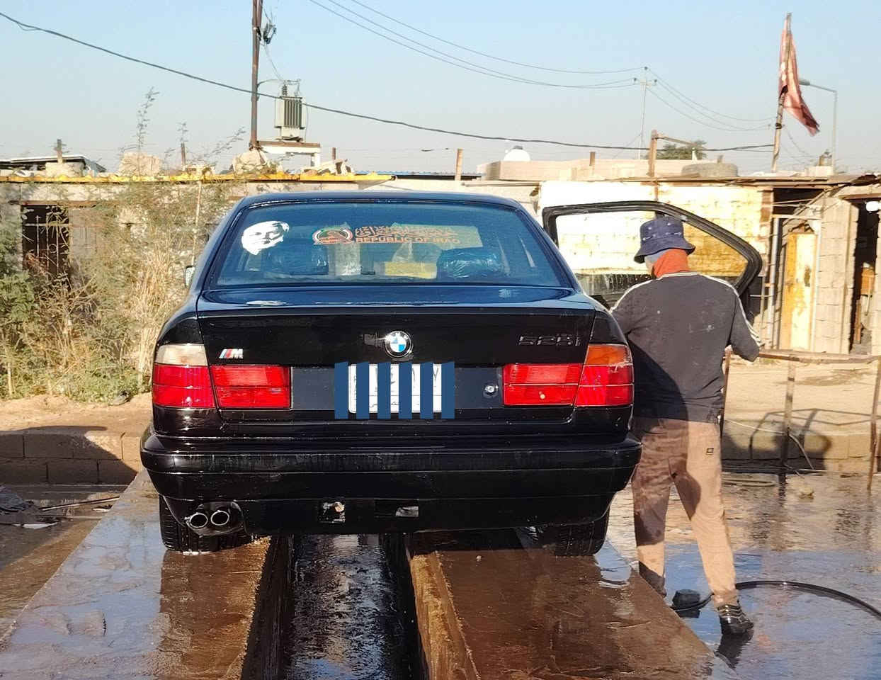 السلام عليكم BMW 1990 مكينه 6 كير جديد صارله ٥ اشهر كهربائيات كله شغاله يعني منضومه البك لايت كله جديد الأمامي هم كذالك داخل الاناره هم جديد منضومه كامله سماعات ومسجل جديد سياره معمره داخل خارج حداديه الاماميه تعبانه تايرات جدد سنويته 2026 لشهر العاشر لون اسود غير محدد رقم بغداد مشروع وطني الياخد السياره فقط تحويل يعني لا يكلي وكاله السياره سعره ٣٨ وبيه مجال مكاني واسط قضاء العزيزية
***********
