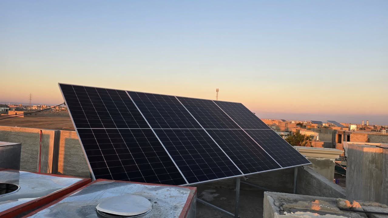 من اعمالنا لهذه اليومين.
تم تجهيز وتنصيب 4 منظومات طاقة شمسية في قضاء العلم بتاريخ 3 و 4 /2026/1 من قبل #مركز_دجلة_للطاقة_الشمسية 
عنواننا//
صلاح الدين تكريت القادسية الشارع العام 
الانبار الرمادي شارع 60
للاستفسار//
***********
***********
