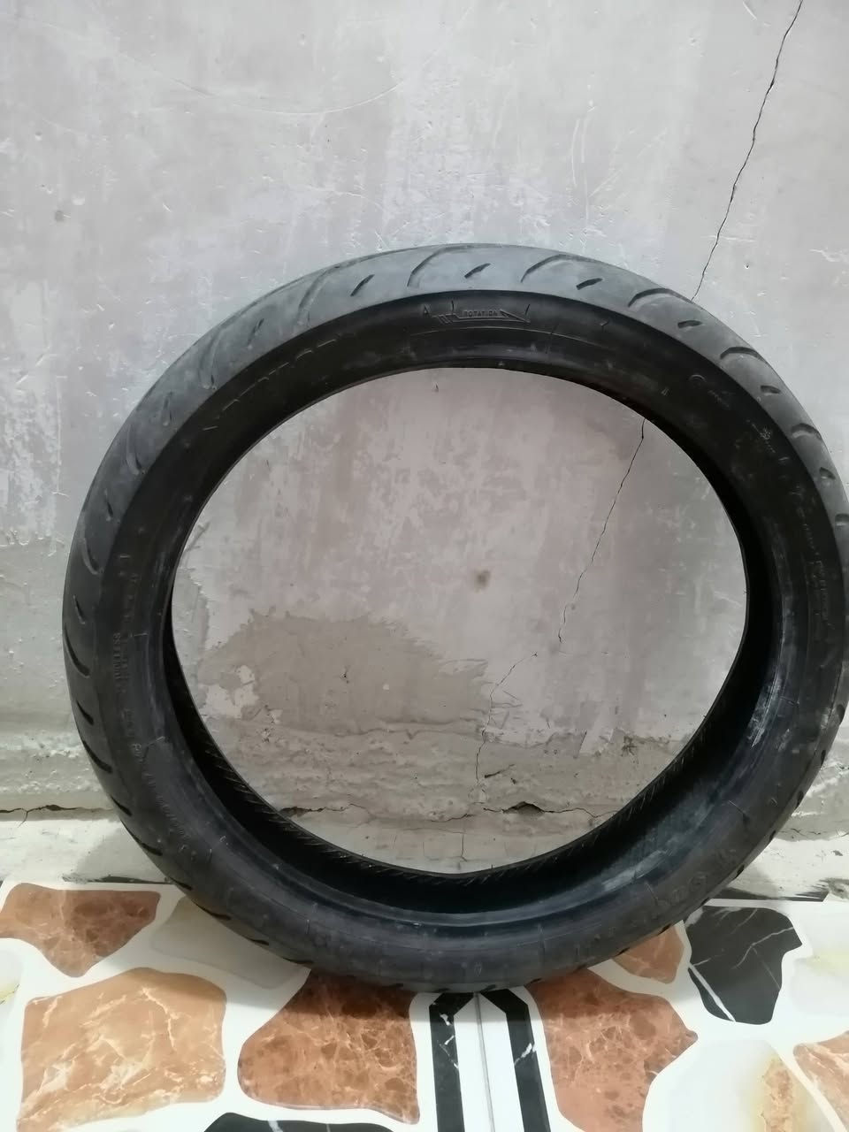 اللبيع سعر 12الف جوه سوك بعد جديد شوف كدامك بلشطره مكلف بلنشر


**إذا كنت صاحب هذا الإعلان وتريد حذفه لأي سبب، رجاءا أرسل رسالة إلى الدعم الفني**