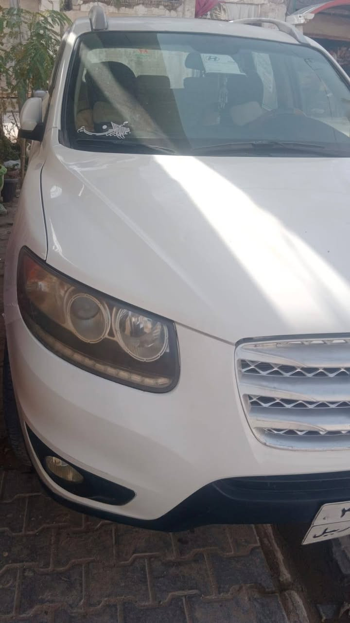 اريد ابيع مديل 2012
نوع سياره سنتافي
رقم ***********
