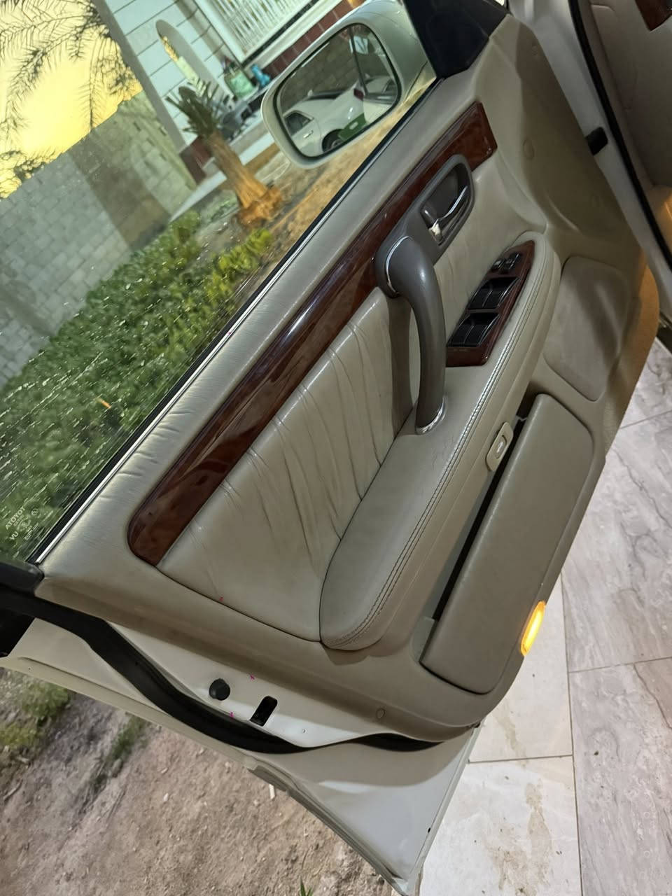 يالله سلام عليكم كروان ملكة نقل مديل 2002 رقم بصرة توا منقولة هزة وفحص جدد سنوية ورقام دولي تحويل ثاني يوم مشروع وطني اخوان سيارة نقل شوكت ماينفتح تسجيل تشيل رقم تبيعة وتسجلها شاصيها مالعوب بي ابد شاصي ناقل علي مخلي فوك شاصي الاصلي يعني شوكت ماينفتح تسجيل تسجلها 
سيارة 3دكم فول كشنات جلد +كهرباء فتحة سقف  بردة خلفية ستيرن كهرباء سيارة زيرو وكالة شرط كفالة عامة من الفتح والتبديل وصبق يابان وعراق وسيارة احلى من صور وفول للخير حتا خزن ميموري بيها مكان السيارة البصرة قضاء القرنة بني منصور  شراي اتصل ع رقم وتشلع عيوني ***********
السعر 120
