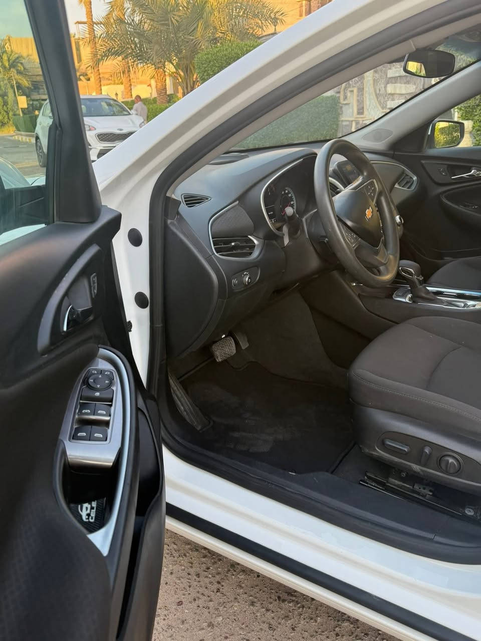 السلام عليكم
للبيع 

ماليبو Lt موديل١٩ حادثها 

نص بنيد

محرك 1500 تيربو

هند بريك بصمه

بصمه ابواب

تشغيل عن بعد

قطعتين تبريد

شاشه وكامره دواره

كشن كهرباء

لد نهاري

بك لايت لد

مانع تزحلق

منافذ usp

شاشه اعطال سعر١١٠ رقم بابل 

تصال ***********
