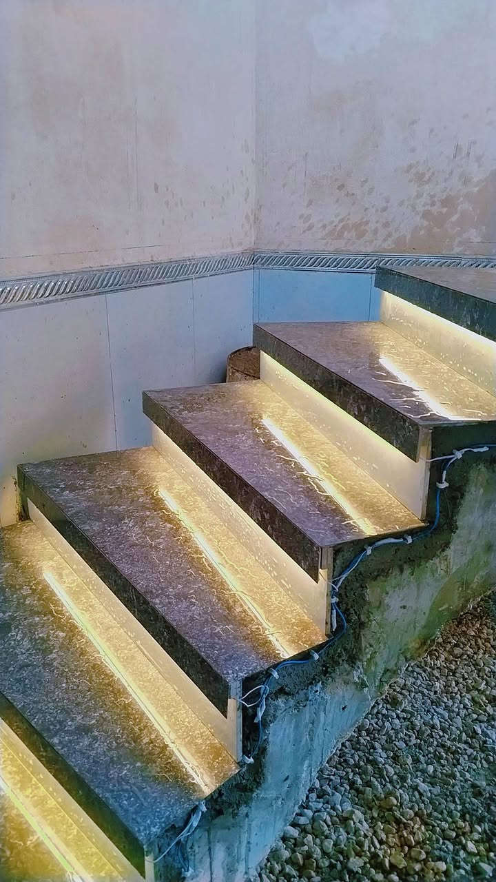 اناره مخفيه للدرج عمار الكعبي ***********
