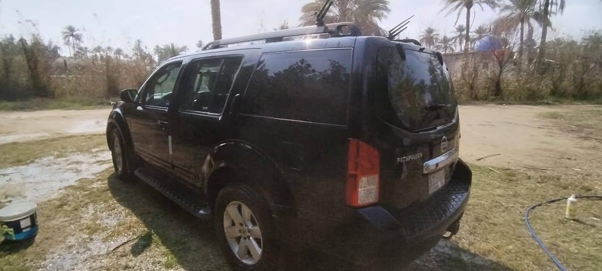 السلام عليكم  باثفندر ٢٠٠٩ واردامريكي ضرر جاملغ وبنيد بدون داخل ٣قطع صبغ رقم بغداد بسمي منضومة غاز  جاهزة لتواصل ***********
