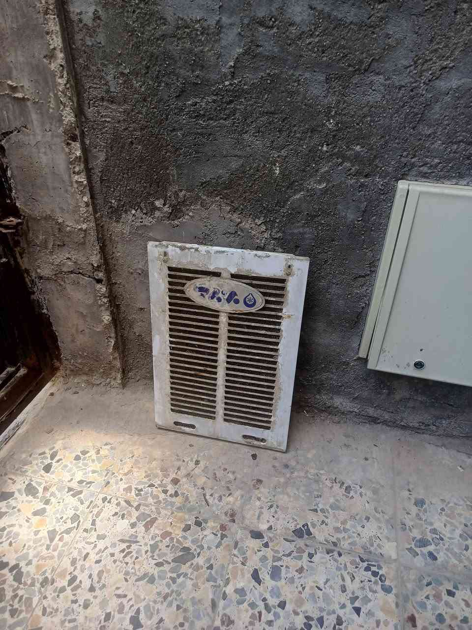 للبيع مبرده مستعمله شغاله حجم صغير كامله نهايتها 40


**إذا كنت صاحب هذا الإعلان وتريد حذفه لأي سبب، رجاءا أرسل رسالة إلى الدعم الفني**