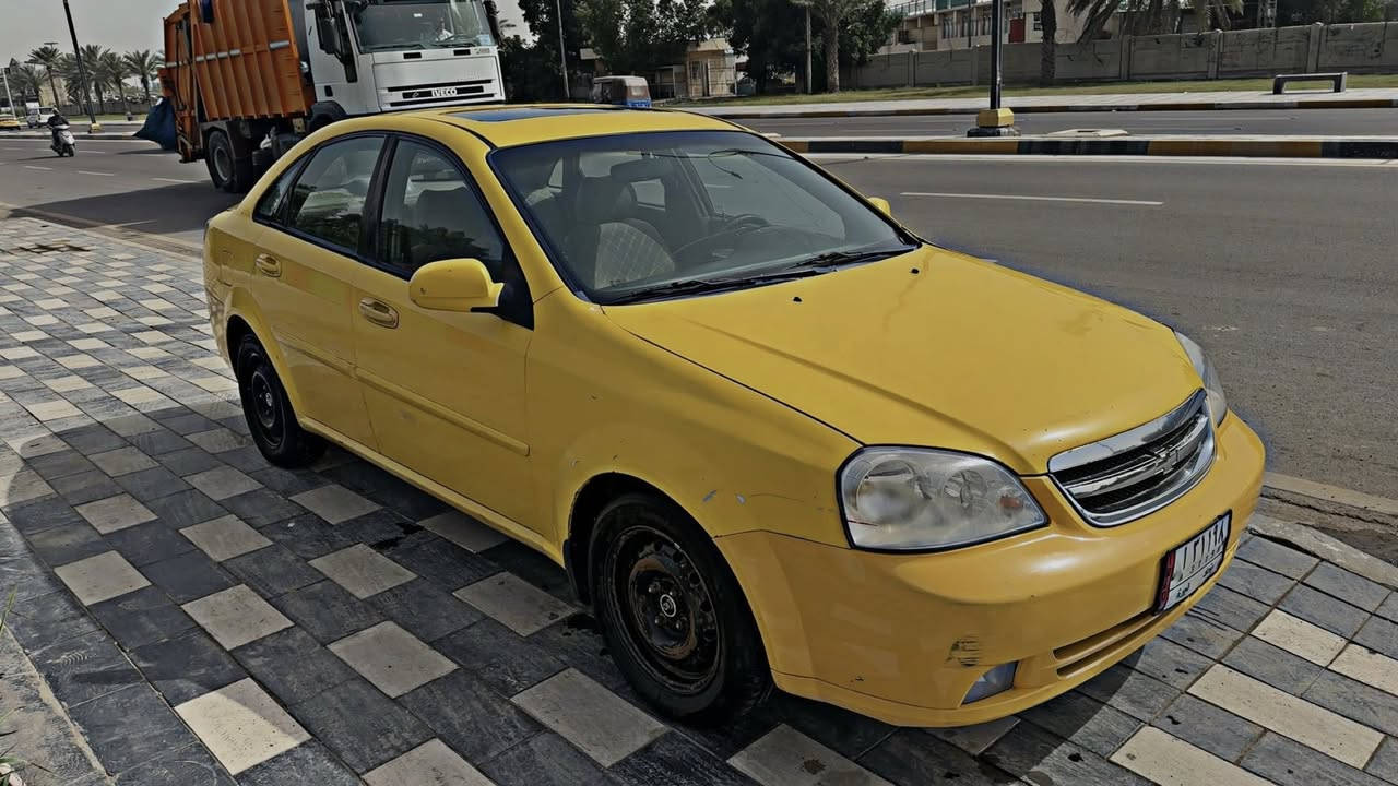 اوبترا موديل 2009 خليجي بيها جاملغ يسار مبدل والتبريد شغال بس بي صوت والجاملغ الخلفي الايسر بي ضربة خفيفة مبينه بالصور. رايدها بـ 60 وبيها مجال العنوان بغداد 

***********
