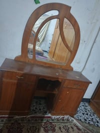 غرفه نوم • ٦ ابواب • نجف