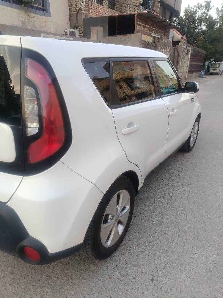 السلام عليكم للبيع صول 16 أمريكي الضرر موضح بلسونار  بنيد معمر وجاملغ مبدل وبابتين كلير كلير ليس صبغ بغداد جاهزه من كلشي السعر 105  *********** بغداد, العراق
