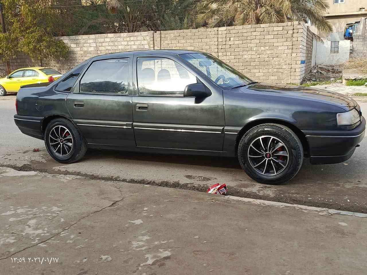 السلام وعليكم اوبل فيكترا موديل 1991رقم دولي نينوى بسمي حجم 1600بدون ضرر صبغ جماليه بدون معجون محرك وكير شرط طخم جديد وايرمنيه كلها شغاله كابون بيها سعرها 43وبيها مجال الاستفسار ***********
