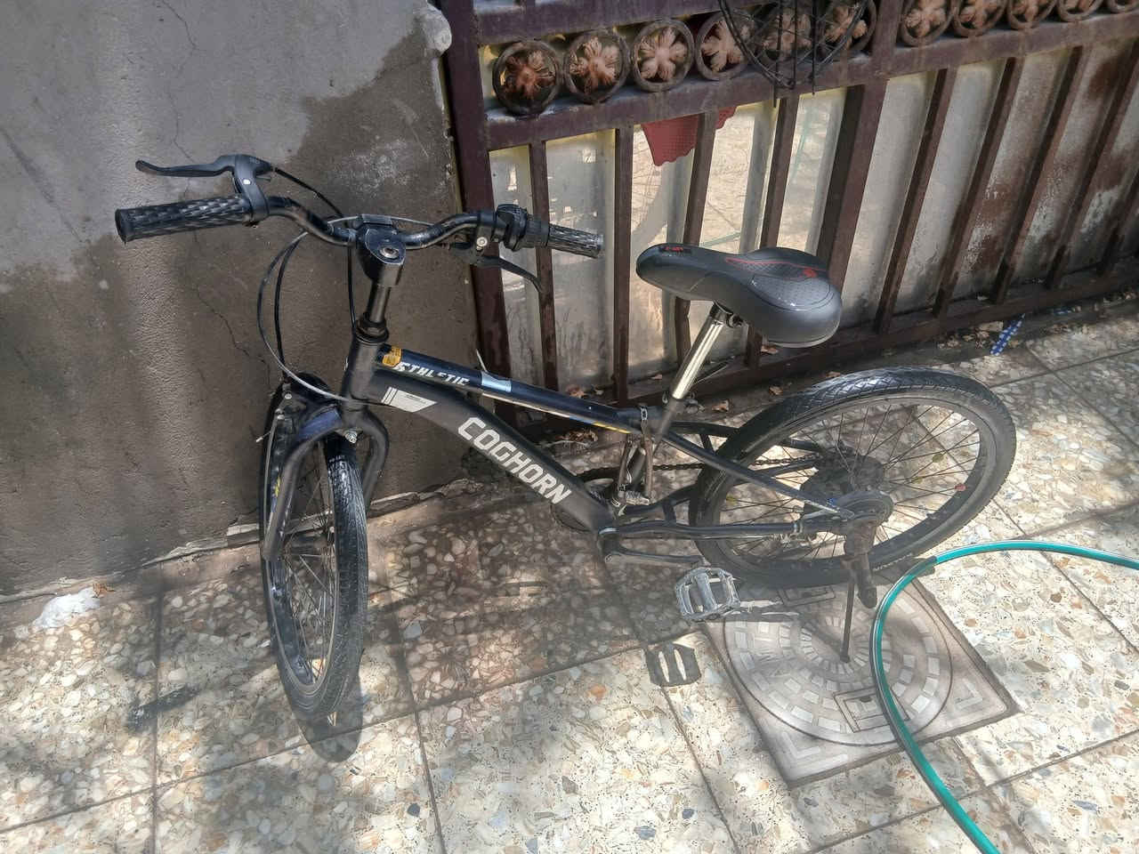 سلام عليكم بايسكل ياباني اصلي حجم 22 من شركهCOCHRN العالميه سعر 60 وبيه مجال حك الجيه رقم ***********مكاني بغداد غير متواجد على نت
