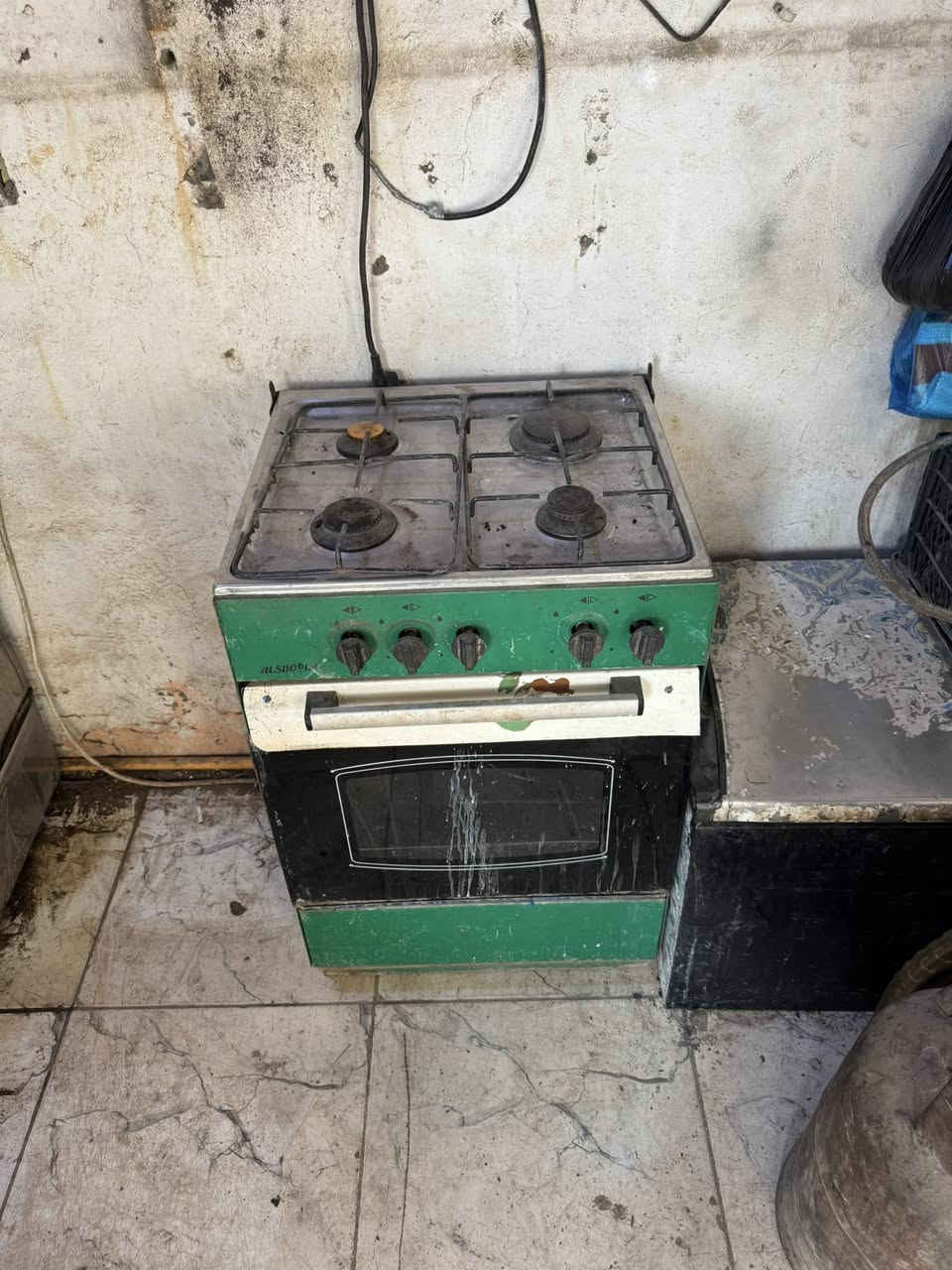 ‏سلام عليكم محل أبو مروة الطباخات البالة شرط الفحص والشغل ضمان ست اشهر أي طباخ تأخذه أسعار منا من 100 وجوه العنوان الناصرية مركز حي سومر وهذا رقمي راسلني على أي طباخ يعجبك ***********
