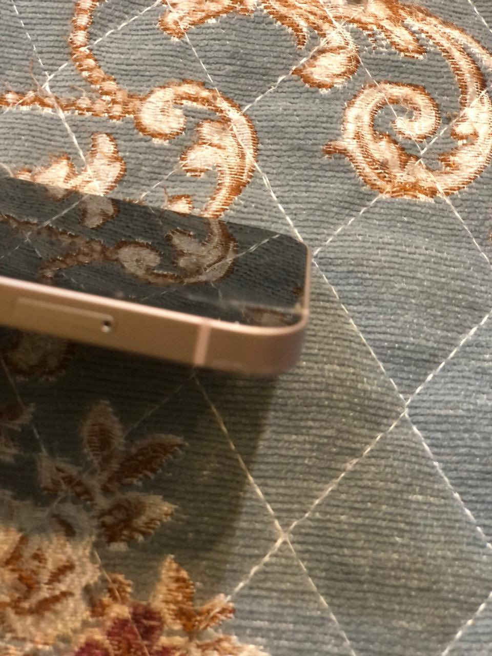 للبيع iPhone 13 عادي
• السعة: 128 GB  

• اللون: وردي  

• نسبة البطارية: 77%  

• الجهاز يعمل بشكل طبيعي ولا توجد مشاكل في الأداء أو اللمس.  

• يوجد كسر بسيط في زجاج أسفل الشاشة فقط، ولا يؤثر نهائياً على الشاشة أو اللمس أو الاستخدام.  

• الجهاز بحالة جيدة للاستخدام اليومي.

العنوان: حي البنوك

للاستفسار والمفاوضة على السعر التواصل على الخاص.

***********

السعر 280 قفل
