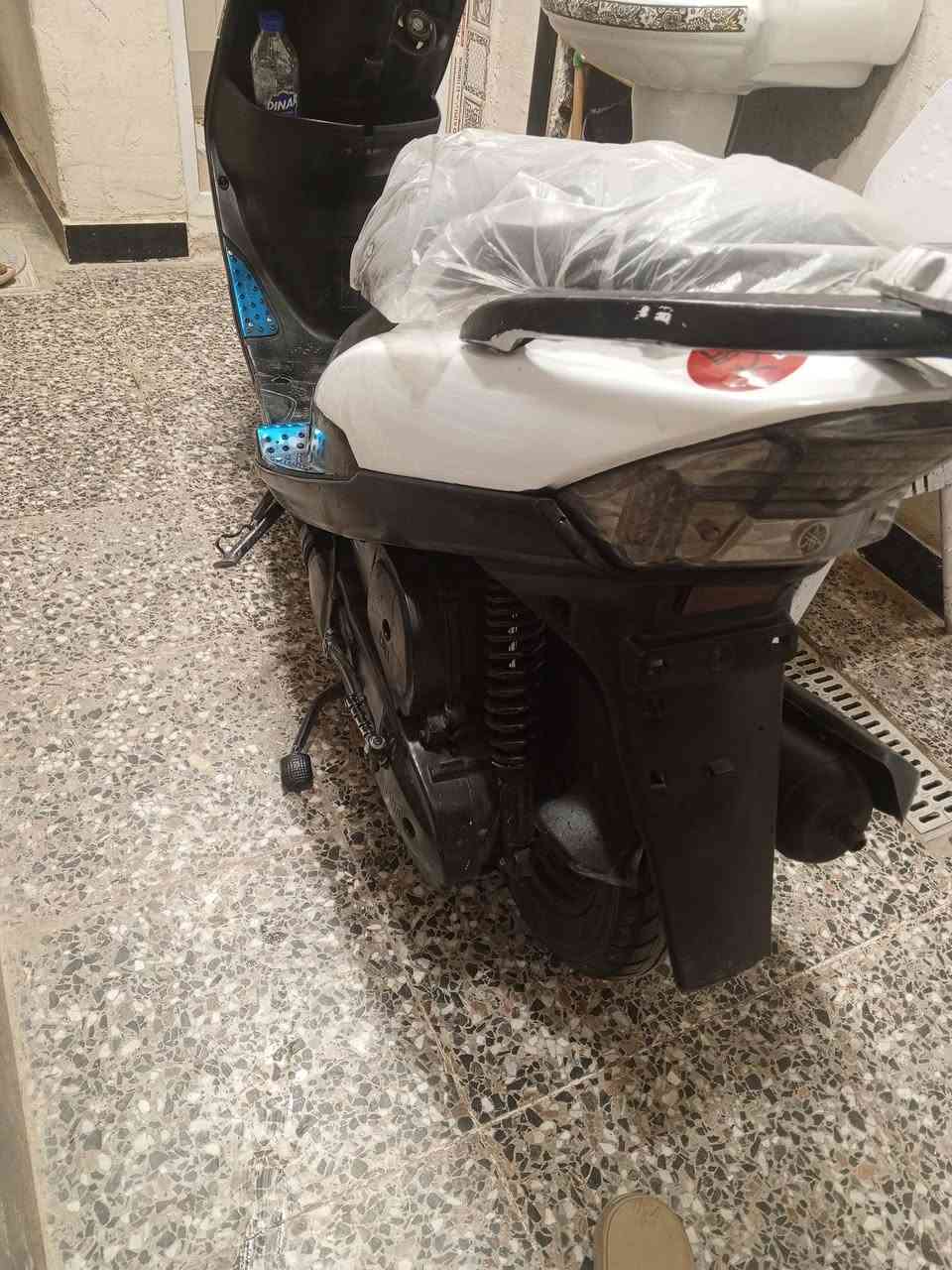 دراجه ماكس عدله كفاله عامه للبيع 750 نهايتها العنوان بغداد مرور الرستميه الرقم ***********
