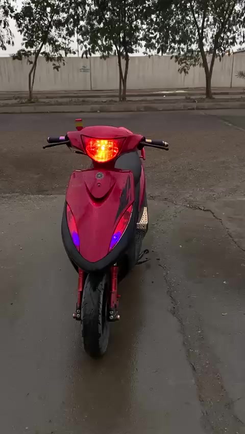 ماكس عدله للبيع بوشه 55 كلشي شغال اشاير امامي خلفي اشاير  واحله من الصوره  هم  ونضيفه فول لا كسر لا شخط بيه 
شلعه فول لا صرف لا بخار  شرط صلنه  بلادي  كلشي بلدي  بعده  مكاني كركوك 
سعر 800وبيه مجال


**إذا كنت صاحب هذا الإعلان وتريد حذفه لأي سبب، رجاءا أرسل رسالة إلى الدعم الفني**