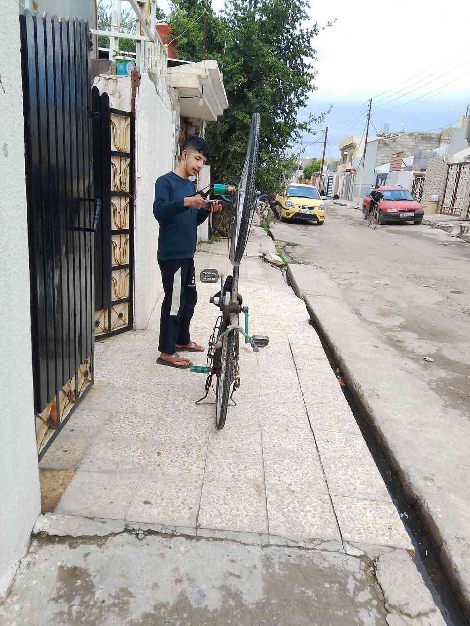 السلام عليكم ورحمه الله وبركاته مكاني موصل جانب الايسر المكان حي السومرء يا مجامل قباء بايسكل حيل نظيف بايسكل نظيف ما بيهن ما اعواجه ولوياله الوراء والقدام بايسكل نظيف حيل حيل السعر 85 وبي مجال مجال بسيط نظيف حيل حيل يتواصل ويانا على هذا الرقم ***********
