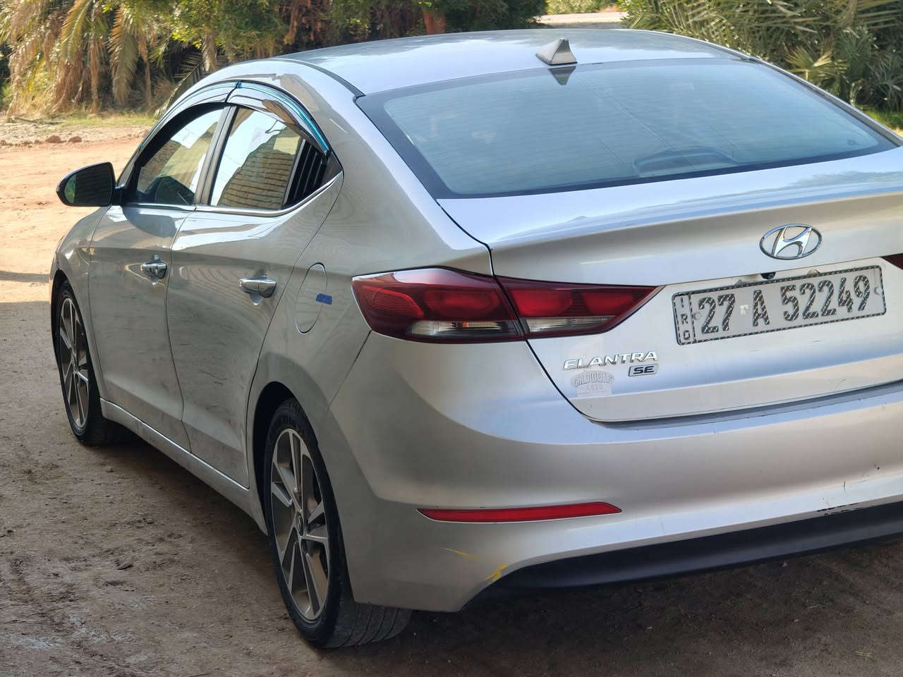 سلام عليكم الانترى 2018 وارد امريكي حادثه جاملغ امامي والباب السايق فول مواصفات عدا الفتحه مكينه 2000 دوش السياره جاهزه علا اخر حبايه رقم ذي قار دولي مكاني السماوه السعر 117 وبيه مجال بسيط الاستفسار ***********
