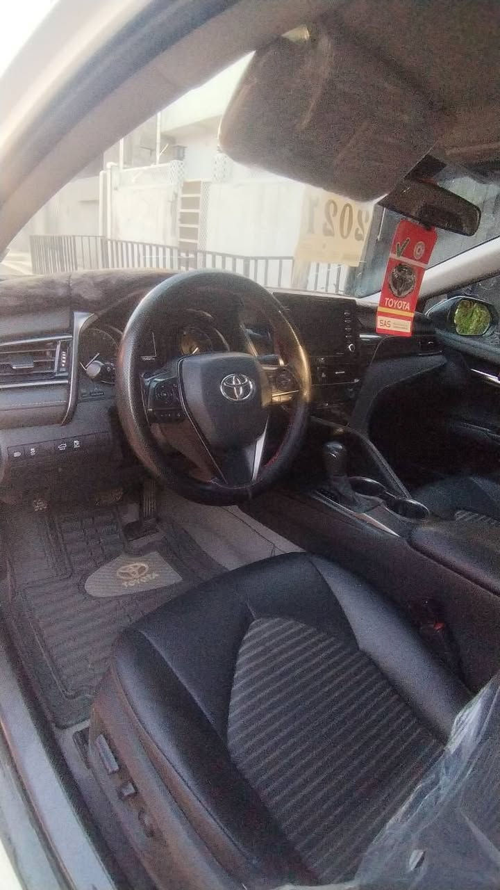 TOYOTA CAMRY2021/se
لون ابيض موصفات se عادي
وارد كندي  كشنات جلد تحكم قياده
السياره كلين سبير ما نازل 🛞
رقم اربيل سنويه جديدلل 28
 ودفتر بانزين بي
للأستفسار ***********
عنوان كركوك
السعر 230 وبي مجال كركوك, العراق
