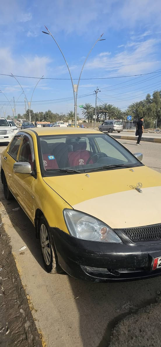 سلام عليكم 
لانسر صفره للبيع كامله ما بيها اي نقص موديل 2009
سياره بسمي نفس اليوم تحويل خط كنعان بعقوبه 
تصال ***********
