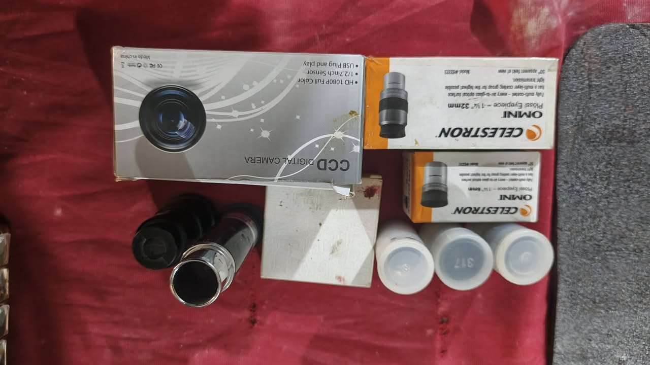 تلسكوب للبيع f70060
مع ملحقاته 
عدستين مع التلسكوب تجي مع الجهاز 
وعدستين من شركة سلسترون  اني مشتريهم32mm،6mm 
فلتر تلوث ضوئي اني مشتريه
كاميرا فلكية بسيطة  اني مشتريه


**إذا كنت صاحب هذا الإعلان وتريد حذفه لأي سبب، رجاءا أرسل رسالة إلى الدعم الفني**