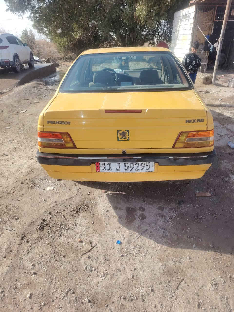 سياره للبيع لميس ٤٠٥ الموديل 2016 للاستفسار الاتصال على الرقم ***********
