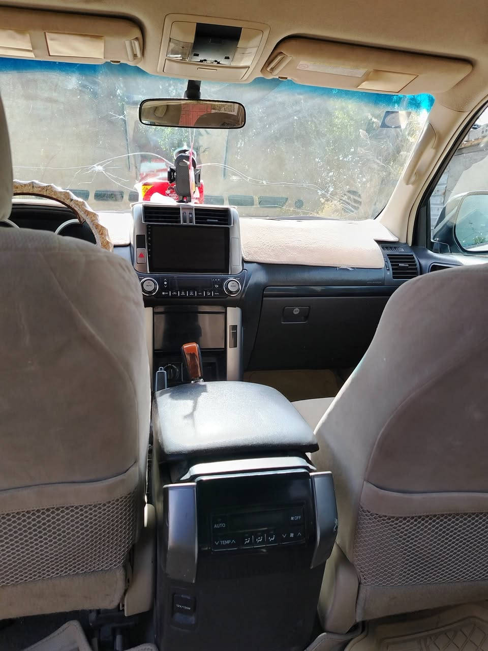 سلام عليكم
للبيع برادو مديل 10 محدثه 17 محرك(4) 2700 رقم. بغداد جديد سنويه ورقام جدد سياره بيه صبغ 3قطع رش بدون دواخل مكينه مكفوله لاتنقيص ولابخار كيرجيدجدا حداديه امامي وخلفي تخم تايرجديد تبريد تدفه 7راكب 3قطع تبريد سبيردفن منضومة زنون اصليه شاشه كامره حساس فورويل سياره جاهزه ونضيفه (( اخوان رجاء المايعجبه لايكسربسياره وشراي يتصل 
مكاني / بابل 
السعر / 190 وبيه مجال 
رقمي *********** واتساب ايضا
